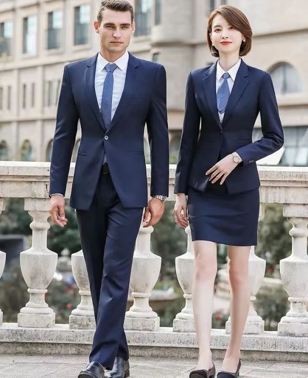 長沙炭河服飾有限公司,長沙西服定制公司,工作服定制,沖鋒衣定制,T恤定制 長沙炭河服飾有限公司,長沙西服定制公司,工作服定制,沖鋒衣定制,T恤定制